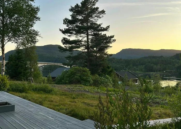 With Views Over Straumsundet Casa de Férias *