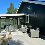 Holiday home With Views Over Straumsundet Oygarden
