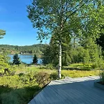 With Views Over Straumsundet Holiday home *